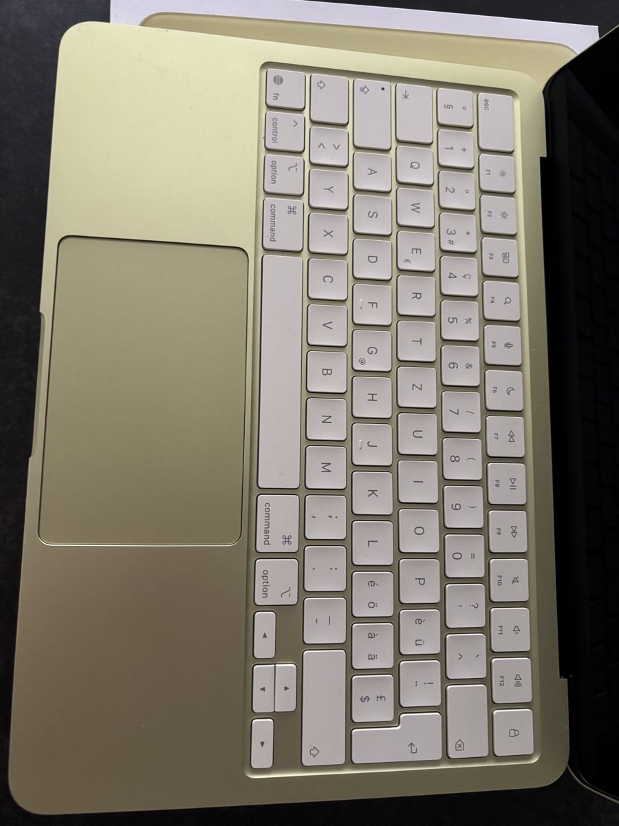 Apple Notebooks: MacBook Neo – Neu (gemäss Beschreibung) aus Fehraltorf von Reto_990 2