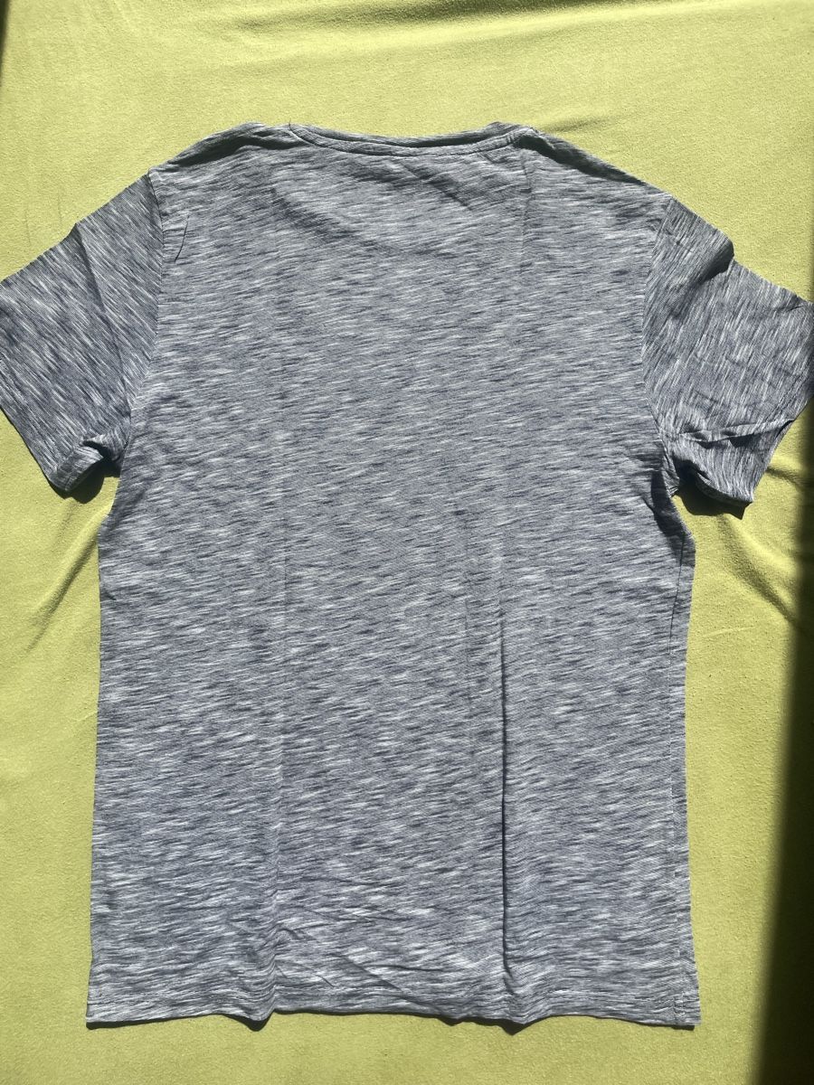 C&A T-shirt: Graue T-shirts, Grösse M/L – Usato da Stetten AG venduto da xe_k33 2