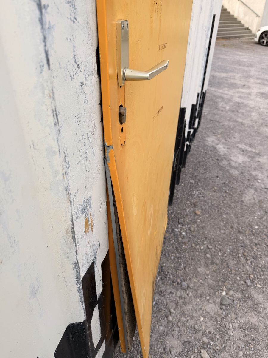 Baucontainer: Baucontainer / ehemaliger Pausenkiosk zu verkaufen – Gebraucht aus Wigoltingen von CocoaBeach 4