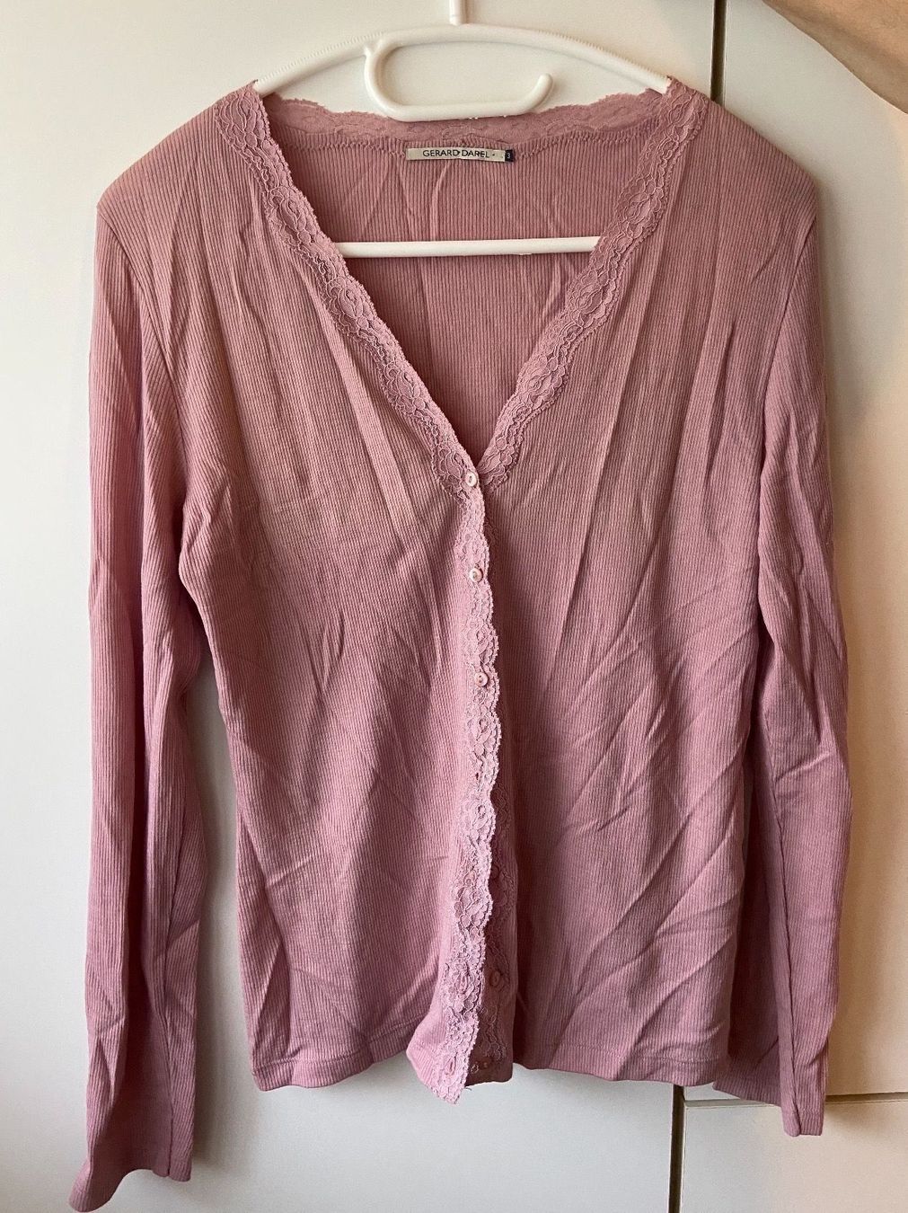 Gérard Darel Gilet & Giacche senza maniche: Gilet GERARD DAREL rose T3 – Usato da Veyrier venduto da Leilazizou