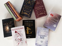 Diverse Bücher (Maxton Hall, Tribute von Panem, Bloodguard)