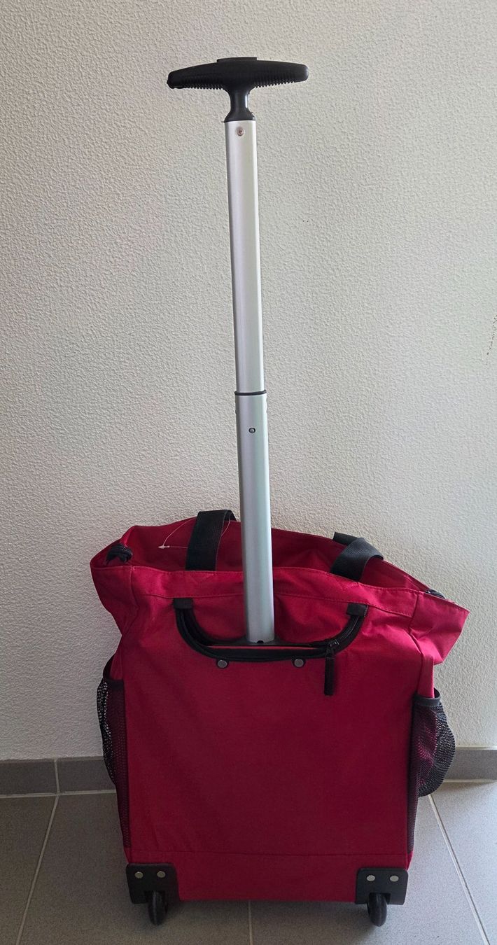 Valigie & Borse: Reise Trolley, Rot, neuwertig! – Usato da Mörschwil venduto da smigi 2
