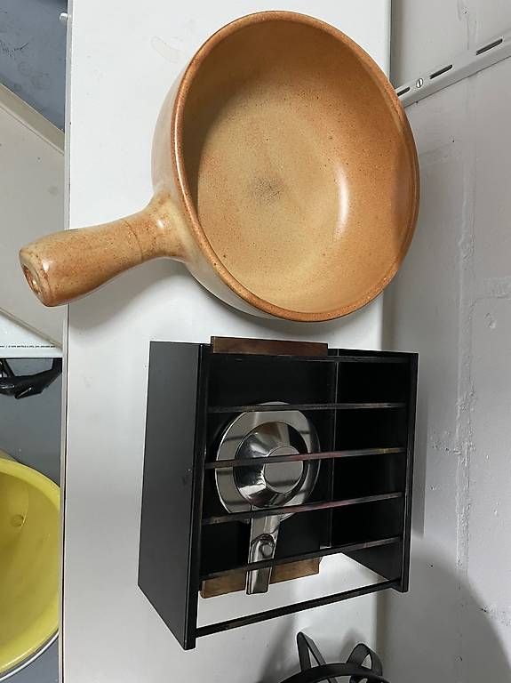 Elettrodomestici da cucina: Fondue Caquelon und Rechaud – Usato da Reinach BL venduto da mar_gb72