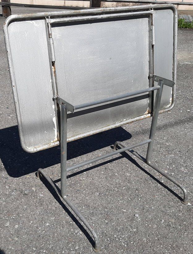 Tavoli: Gartentisch, kippbar, 116 x 70 – Usato da Triesenberg venduto da Lagi1957 1