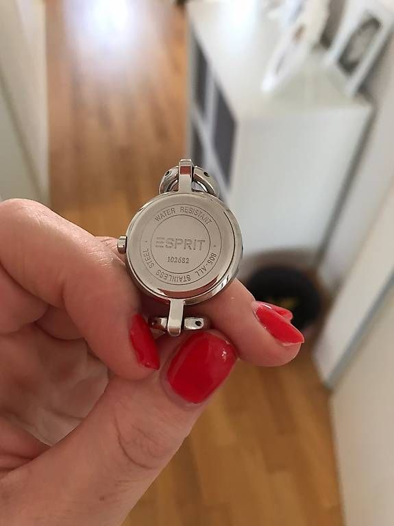 Esprit Uhren: Esprit Armbanduhr Damen mit Strasssteinen / Silber – Gebraucht aus Aarberg von Beni-Nadine86 2
