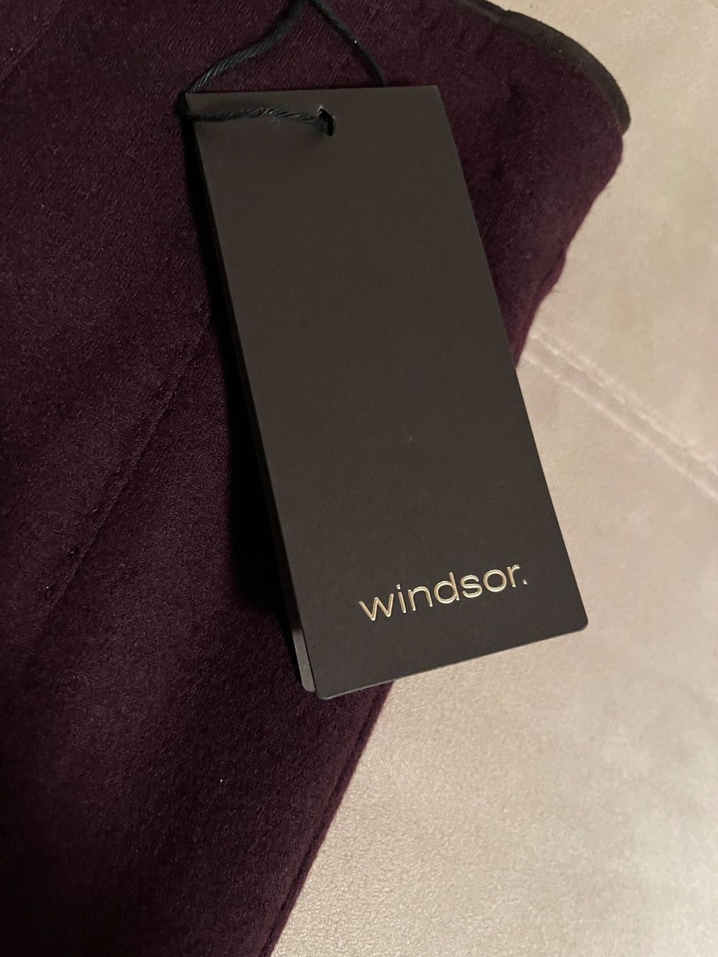 Windsor Gonne: Eleganter Bleistiftrock Windsor Gr. 34 – Nuovo (secondo la descrizione) da Stäfa venduto da Exclusive0 8