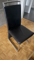 Glastisch mit 4 Stühle