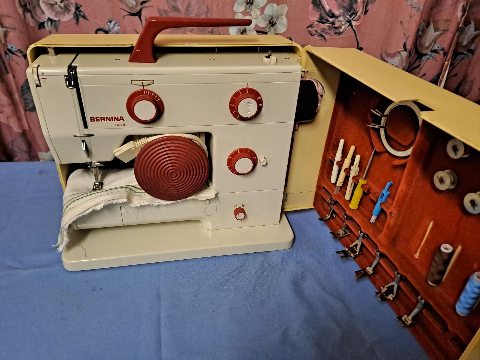 Bernina Macchine da cucire: Bernina 900 nova – Usato da Belp venduto da amalija 4