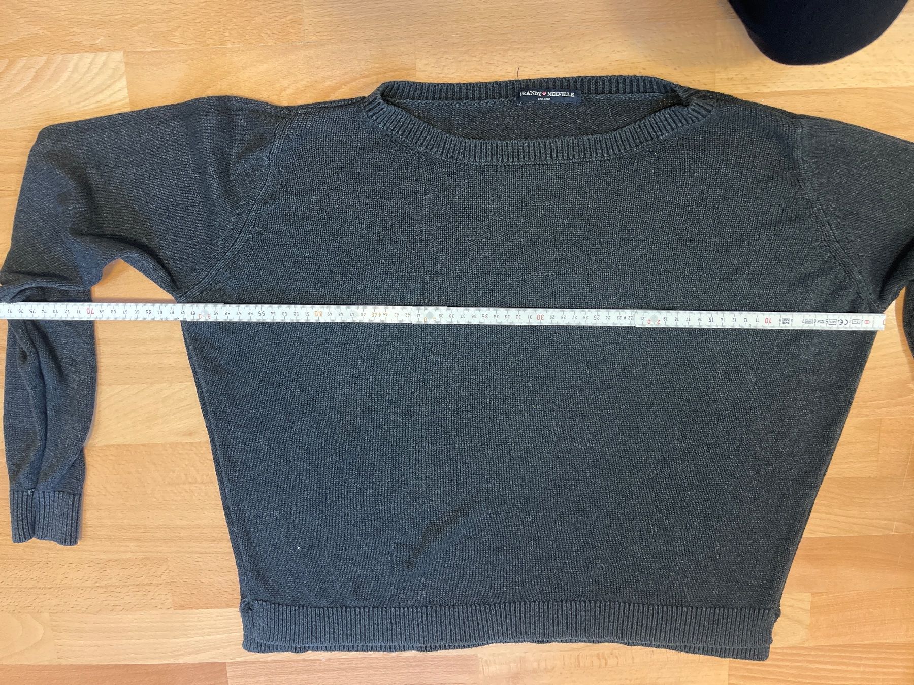Brandy Melville Maglioni & Felpe: Brandy Melville Pullover dunkelgrau Einheitsgrösse – Usato da Küsnacht ZH venduto da noemij 3
