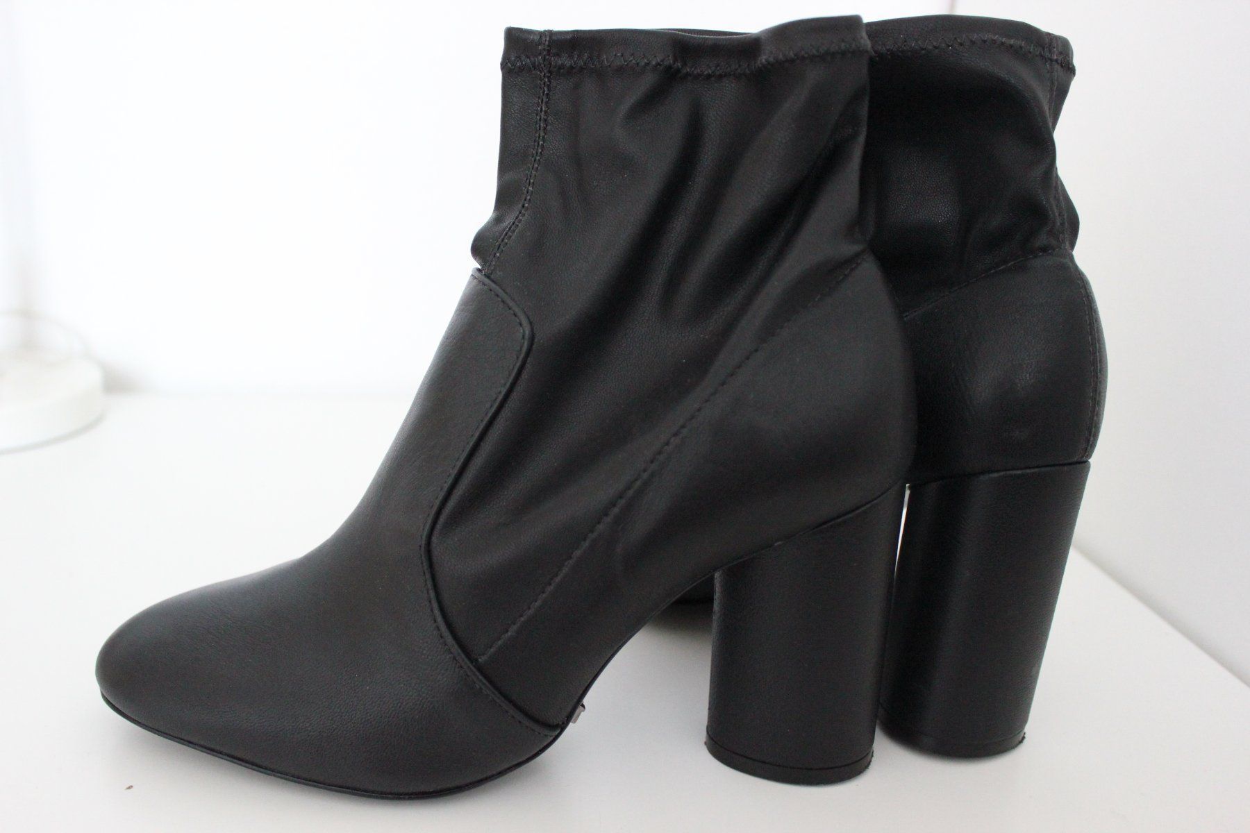 Scarpe da donna: Schtiflette Schutz  Gr.37 – Usato da Schliern b.Köniz venduto da Nikk0tin 3