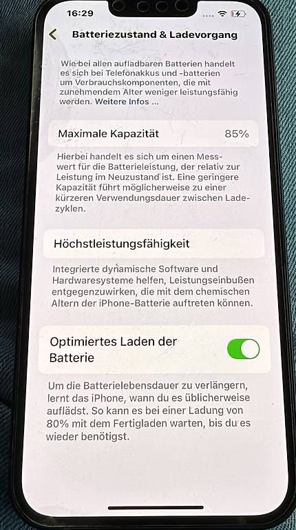 Apple Portables: iPhone 14, 128 GB, schwarz – D'occasion à Algetshausen par Viner03 3