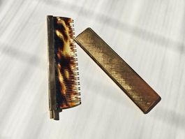 Taschenkamm, Kamm mit Etui in Goldoptik