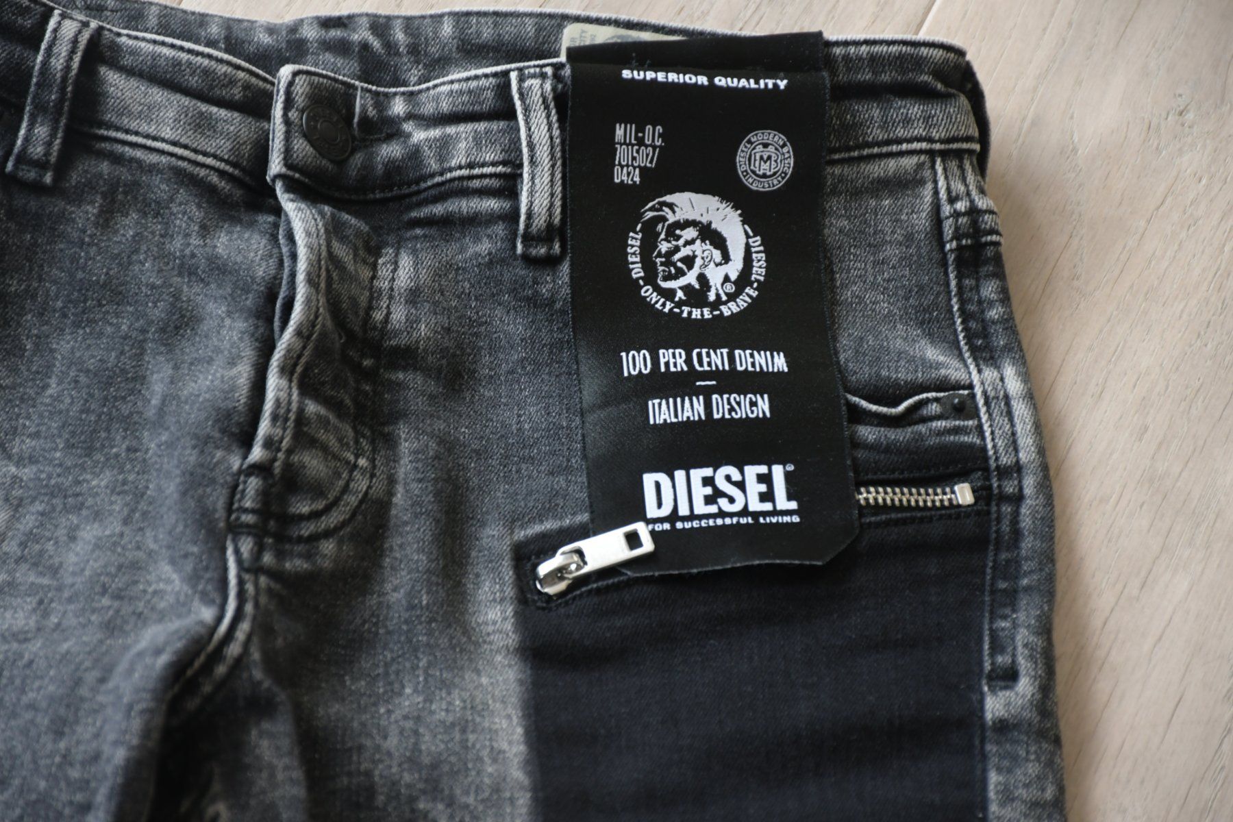 Diesel Jeans: neu Jeans von Diesel gr. 27 – Nuovo (secondo la descrizione) da Nuglar venduto da Korsika2 4