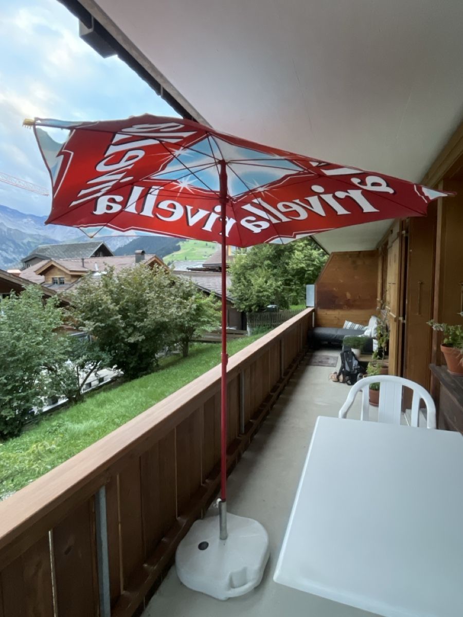 Parasols: Sonnenschirm Rivella – D'occasion à Adelboden par Disco6