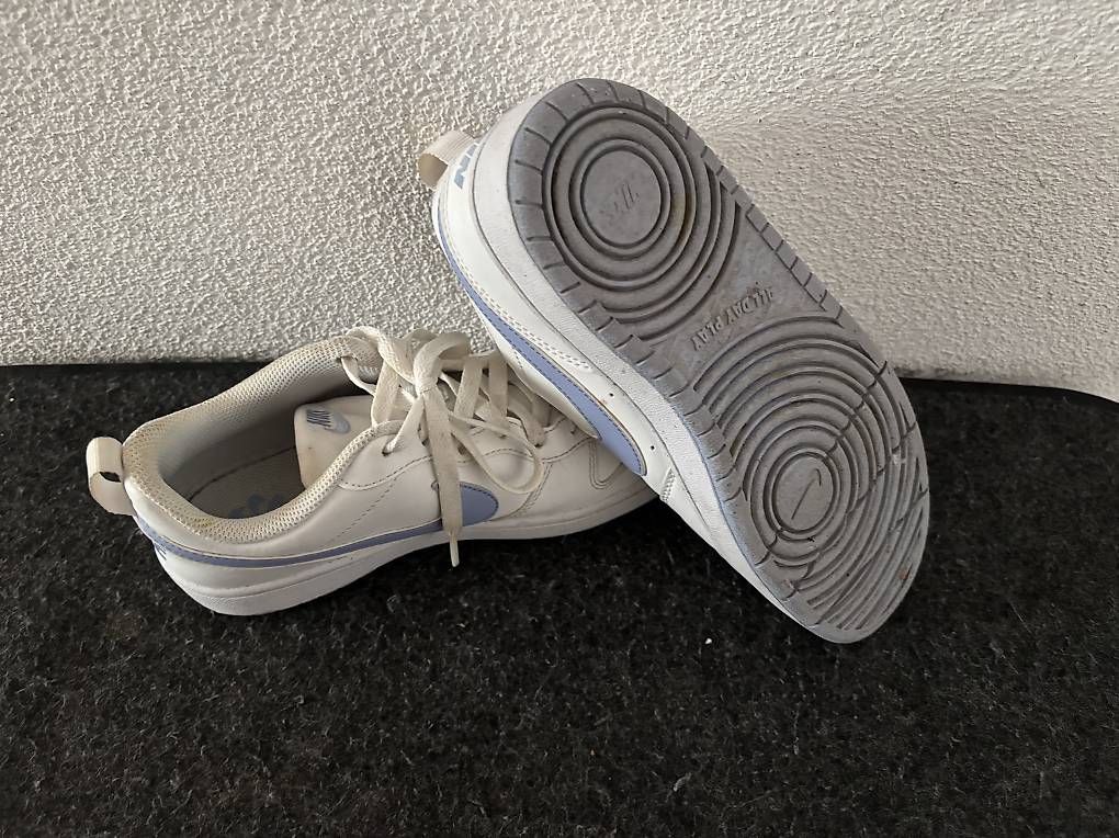 Nike Chaussures femmes: Nike Sneaker Gr. 39 – D'occasion à Emmenbrücke par tanali 1
