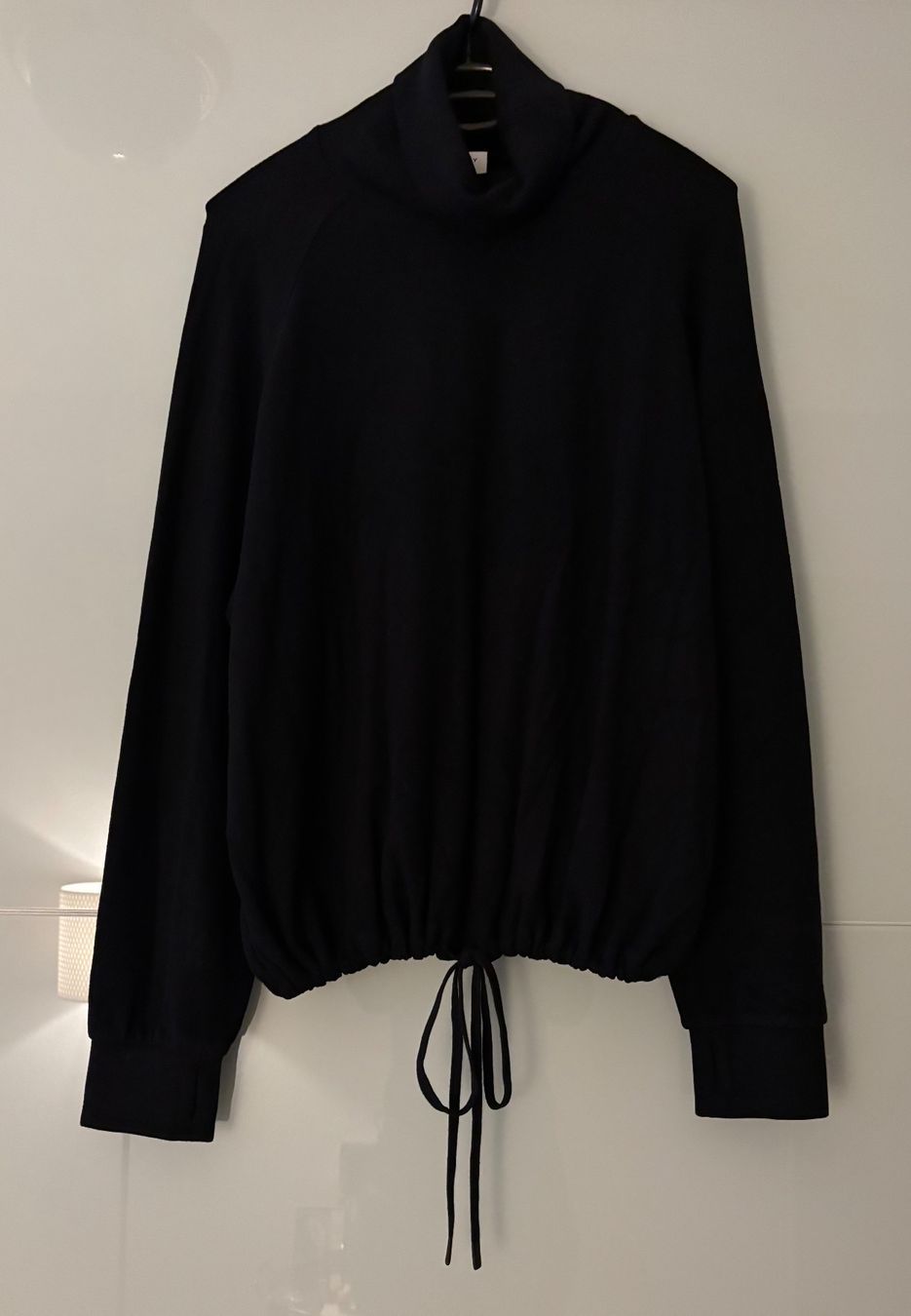 Maglioni & Felpe: Varley Athleisure Pullover – Nuovo (secondo la descrizione) da Luzern venduto da Chiara.9