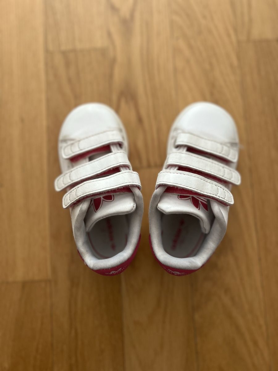 Adidas Scarpe per ragazze: Adidas Schuhe Gr 24 – Usato da St. Gallen venduto da luc_92dl 1