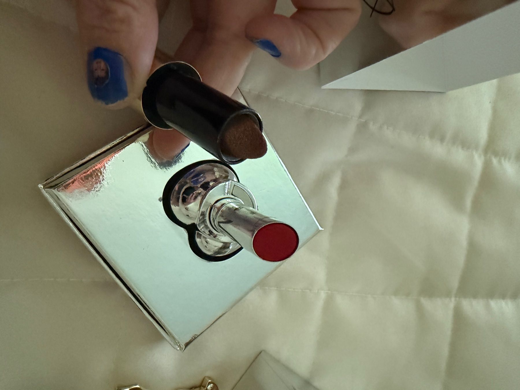 Make-up: Isamaya Lippenstift – Usato da Allschwil venduto da Figidindia 2