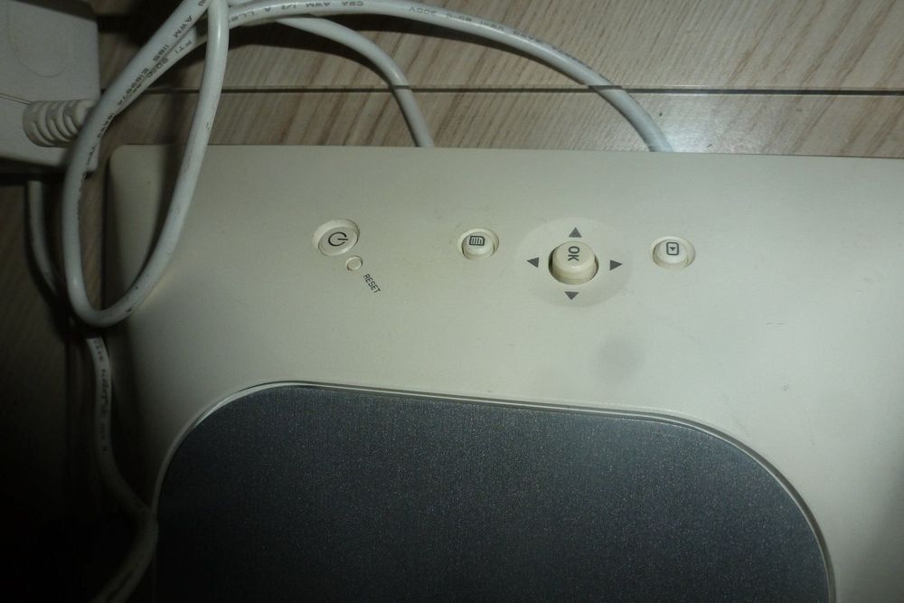 Cornici: Philips Digital Photo Display  *  Model: 10FF2 – Usato da Emmen venduto da newdeal1970 3