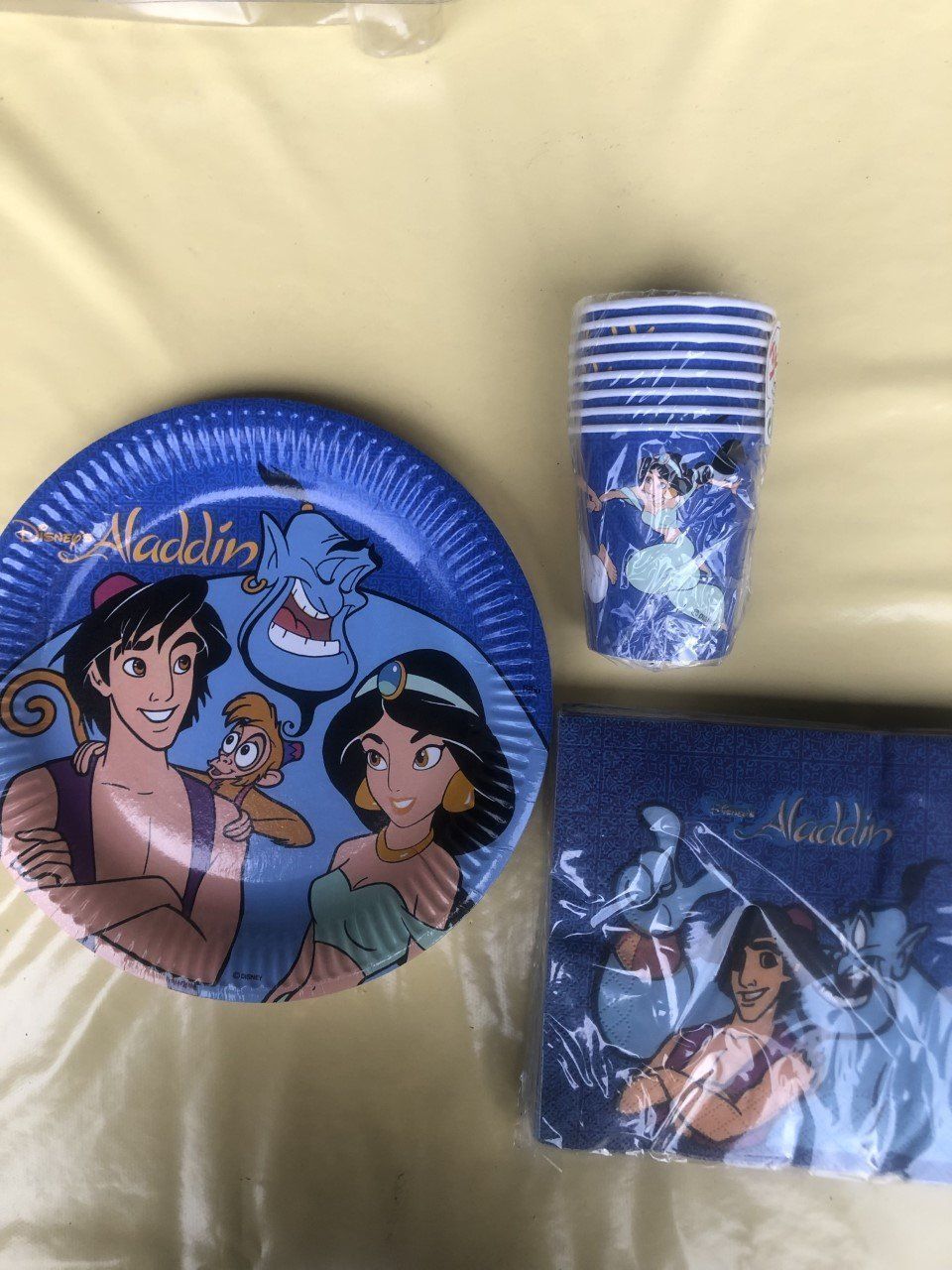 Set di piatti: Party - Box Aladin, Kindergeburtstag, Camping, Garten – Nuovo (secondo la descrizione) da Winkel venduto da Kade50 1