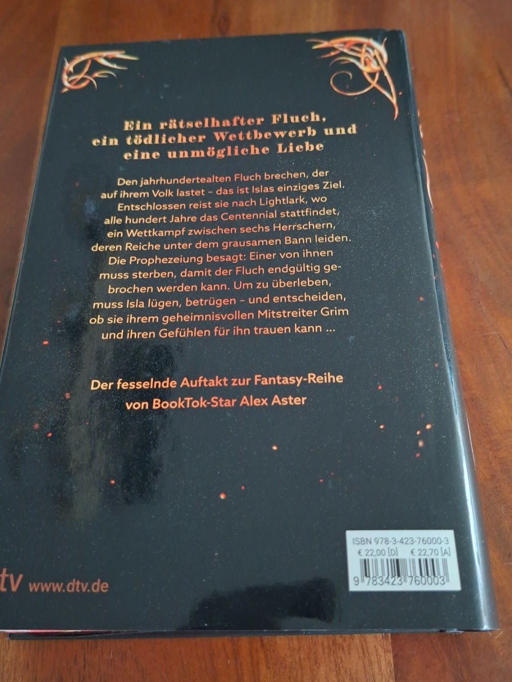 Livres: Lightlark – D'occasion à Winterthur par Neko4 1