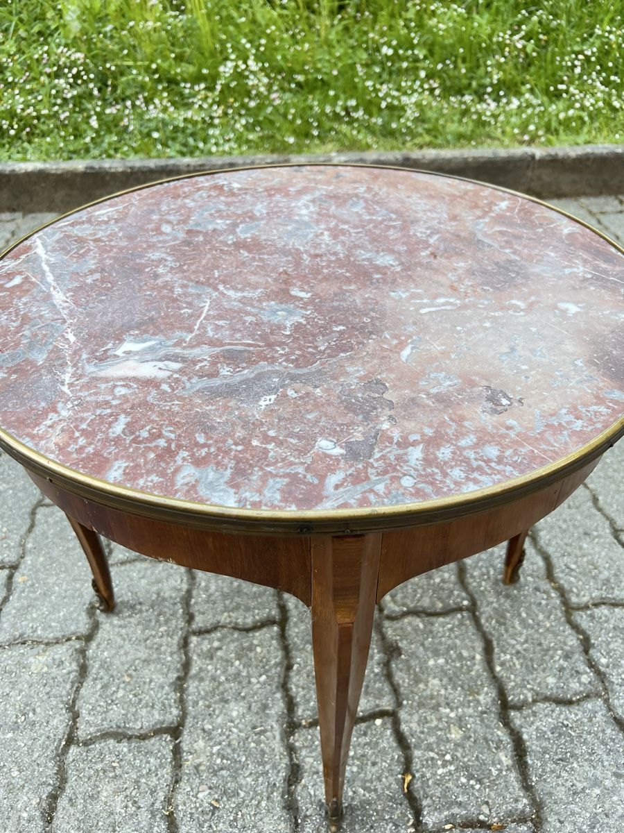 Tavoli: Ancienne Table guéridon XXe siècle, plateau marbre – Usato da Bernex venduto da 2ziemement 6