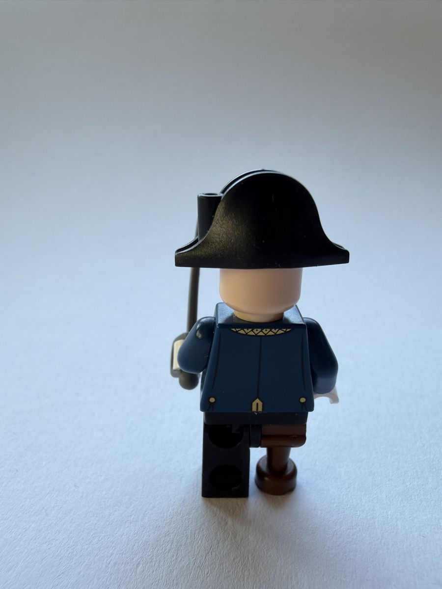 Lego Statuette: LEGO Pirates Hector Barbossa POC028 mit Säbel – Nuovo (secondo la descrizione) da Beinwil am See venduto da Tobi-Wied 1