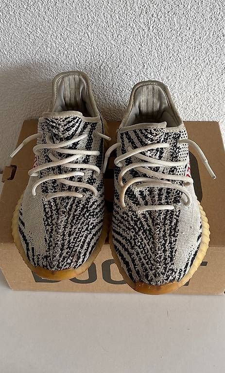 Scarpe da uomo: Yeezy Adidas Zebra Schuhe – Usato da Zürich venduto da tay_6ylh 1