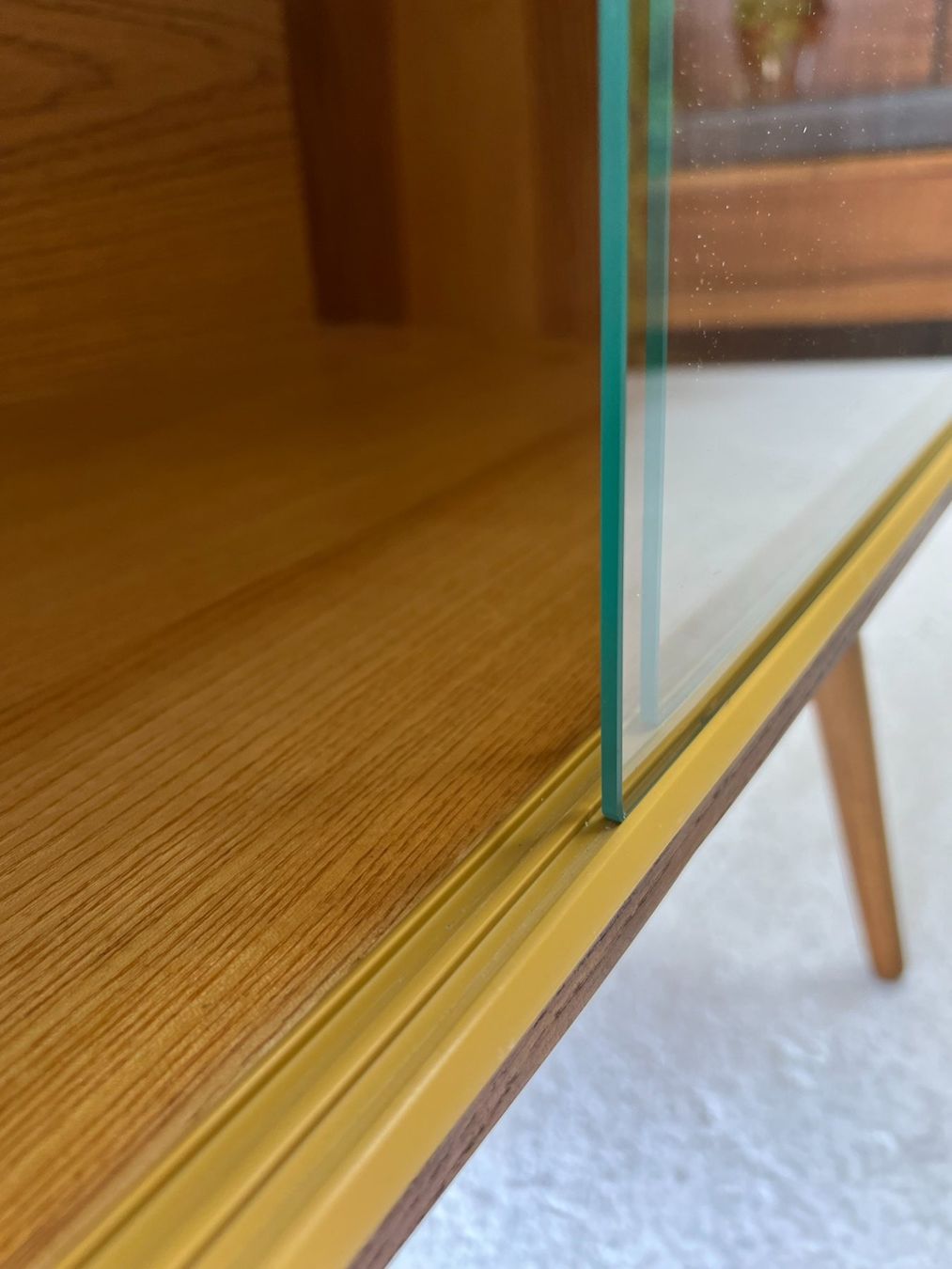 Cassettiere: Mid-Century, Retro Kommode - ČSSR – Usato da Walzenhausen venduto da stilvollwohnen 7