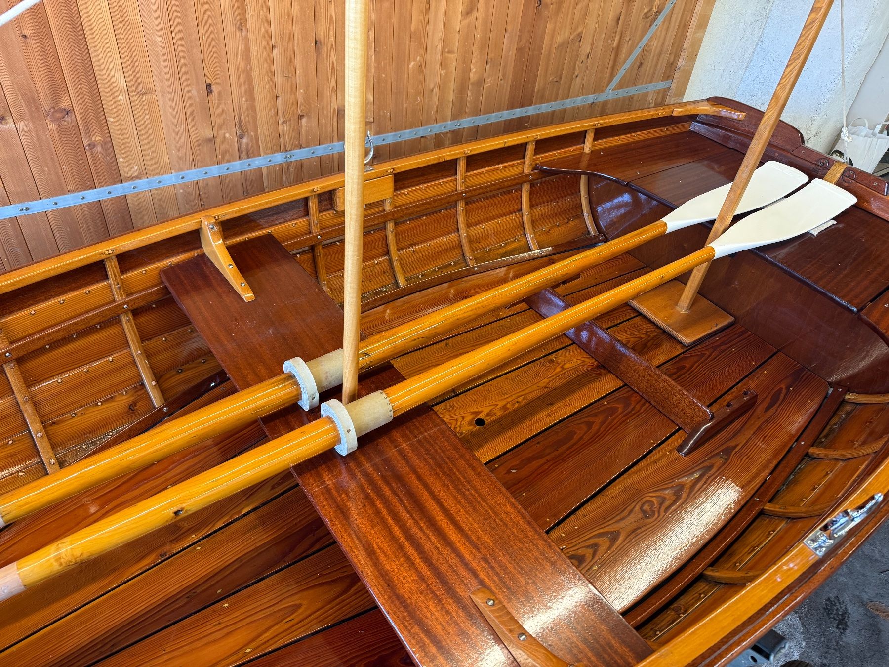 Barche: Ruderboot/Beiboot mit Strassentrailer – Usato da Bennau venduto da hao 1