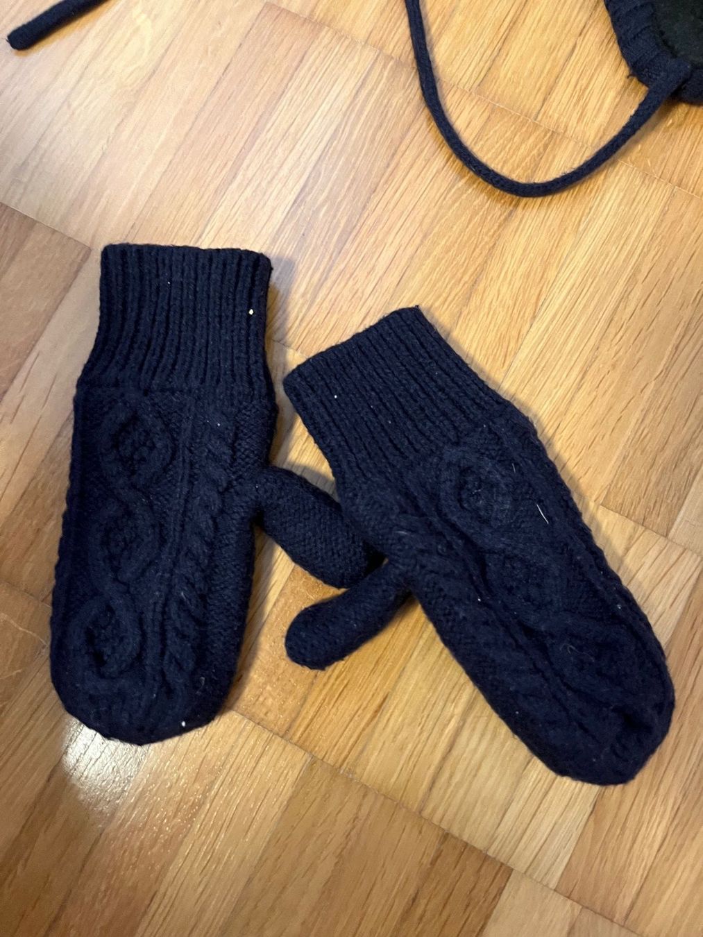 Guanti: H&M Warme Strickmütze + Handschuhe, dunkelblau Gr. 98 – Usato da Jona venduto da Good_luck1_ 6
