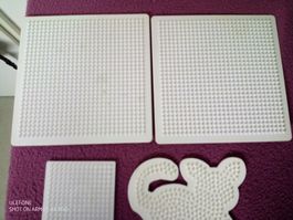 Krällelischablonen/ Steckplatten für Bügelperlen