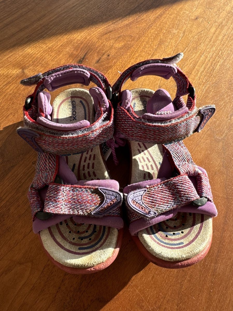 Geox Scarpe per ragazze: Geox Schuhe Gr.26 – Usato da Oberägeri venduto da Loup18