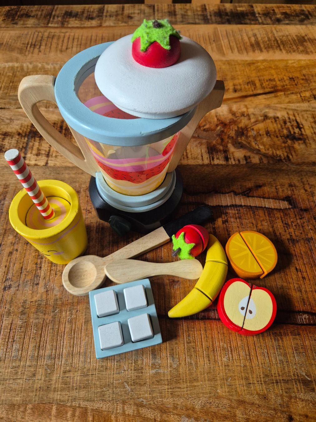 Giocattoli: Tender Leaf Toys Smoothie-Mixer – Usato da Wiler b. Utzenstorf venduto da ryan81