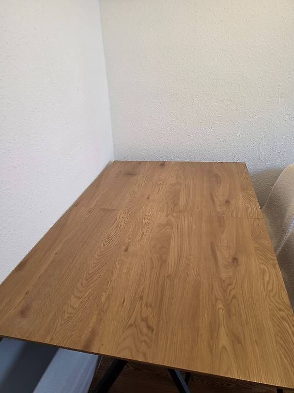 Set de table et chaises: Table extensible 140cm - 180cm – D'occasion à Genève par dav_jd5j 1