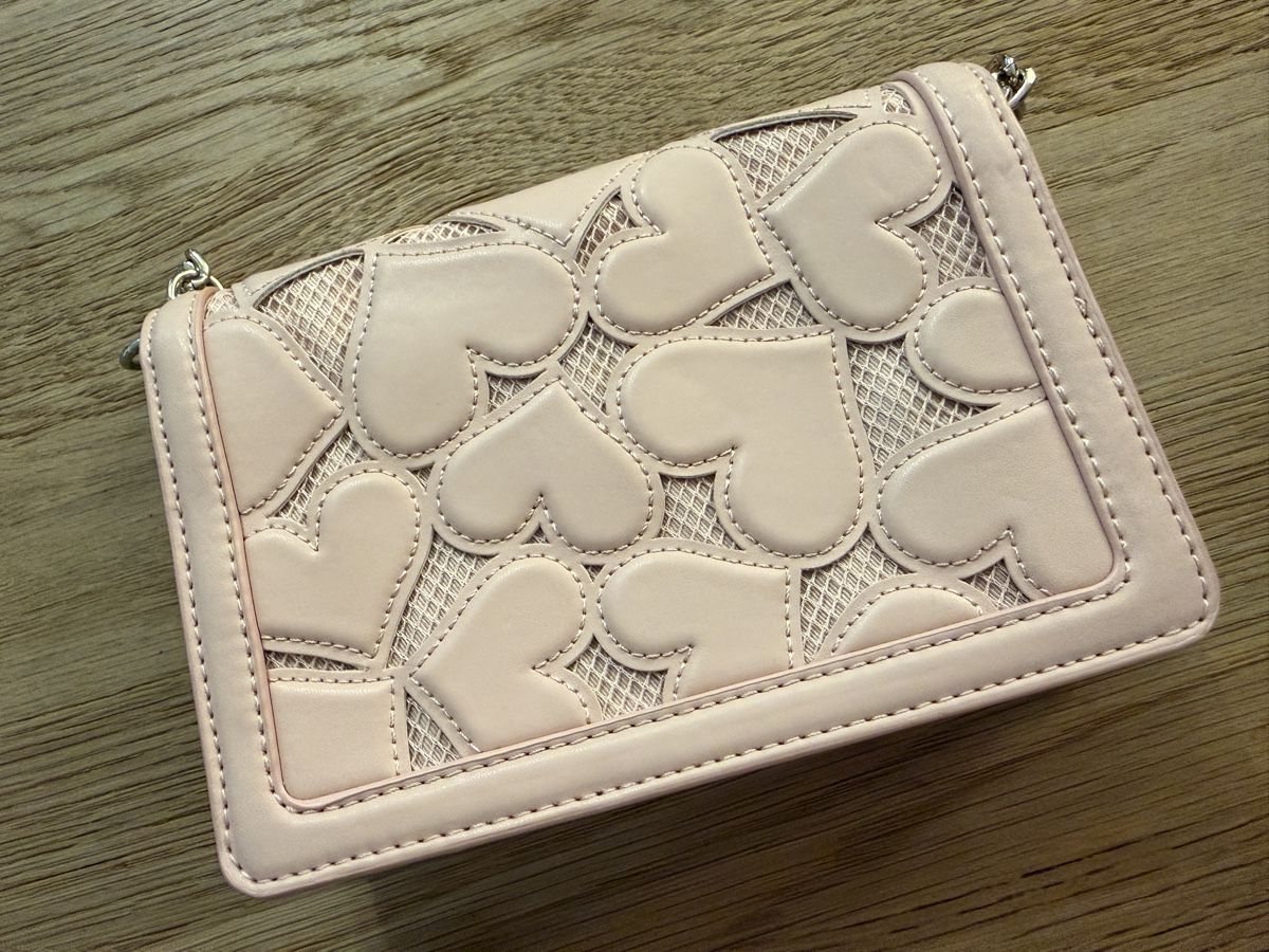 Moschino Taschen für Damen: LOVE MOSCHINO Tasche rosa mit Herzchen – Neu (gemäss Beschreibung) aus Bern von Natacha1997 1