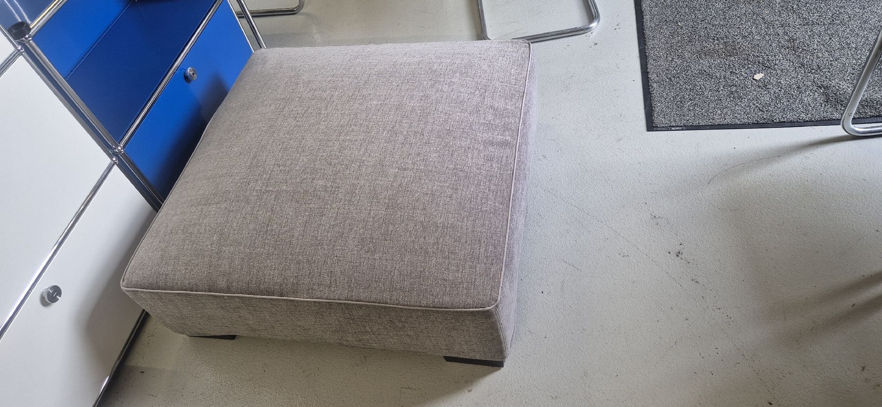 Flexform Sgabelli: ANTONIO CITTERIO  ottoman Flexform – Usato da Meilen venduto da COSTA_ABC 5