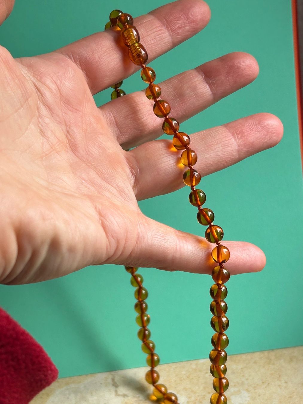 Catenine: Bernsteinkette klassisch leuchtend (45cm) – Nuovo e nell'imballaggio originale da Dittingen venduto da Bijoubelle