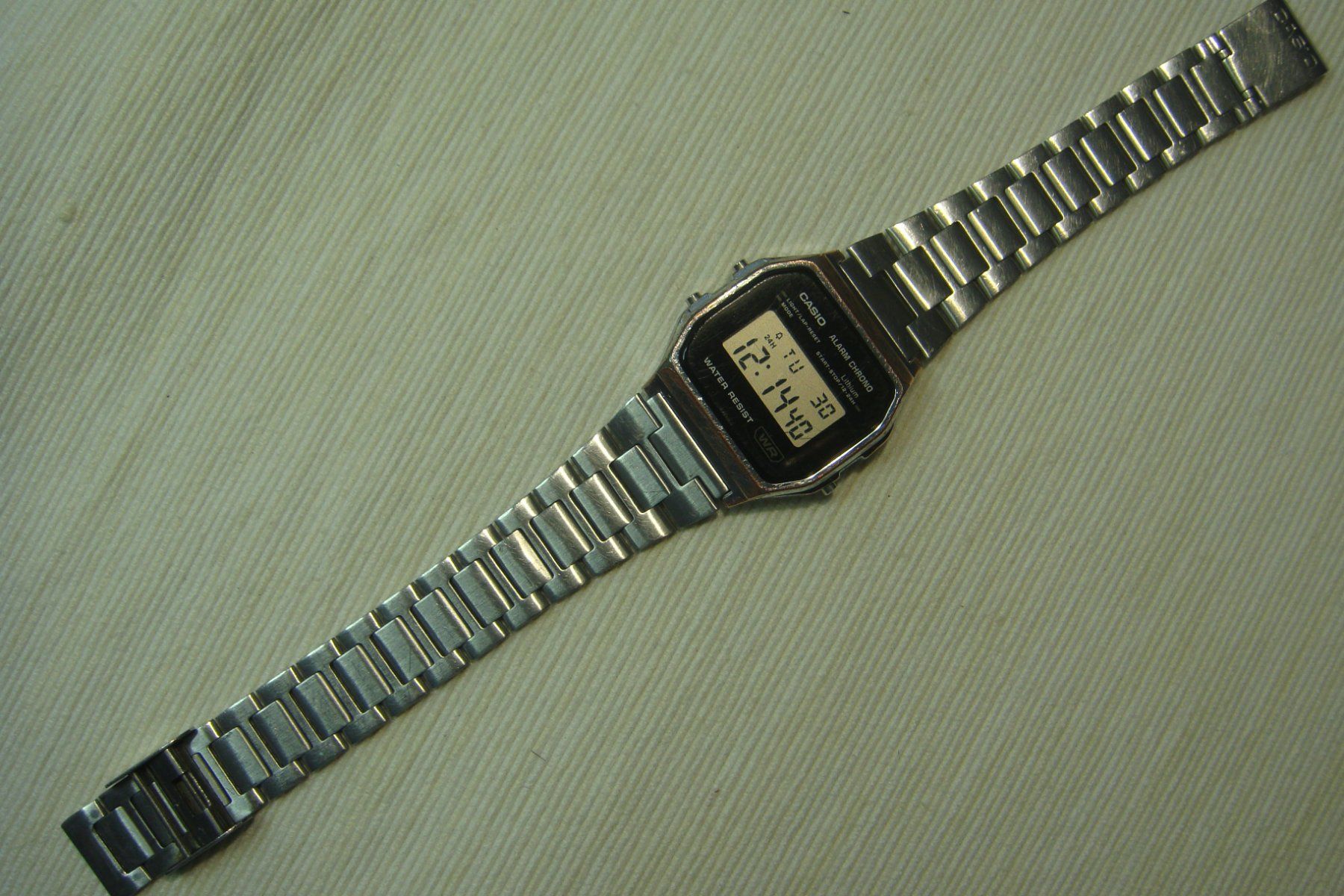 Casio Montres: CASIO A158WE – D'occasion à Emmenbrücke par kuhn4951 3