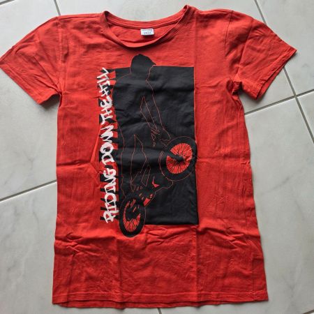 Lässiges T'Shirt Gr. 170/176 für coole Jungs - guter Zustand
