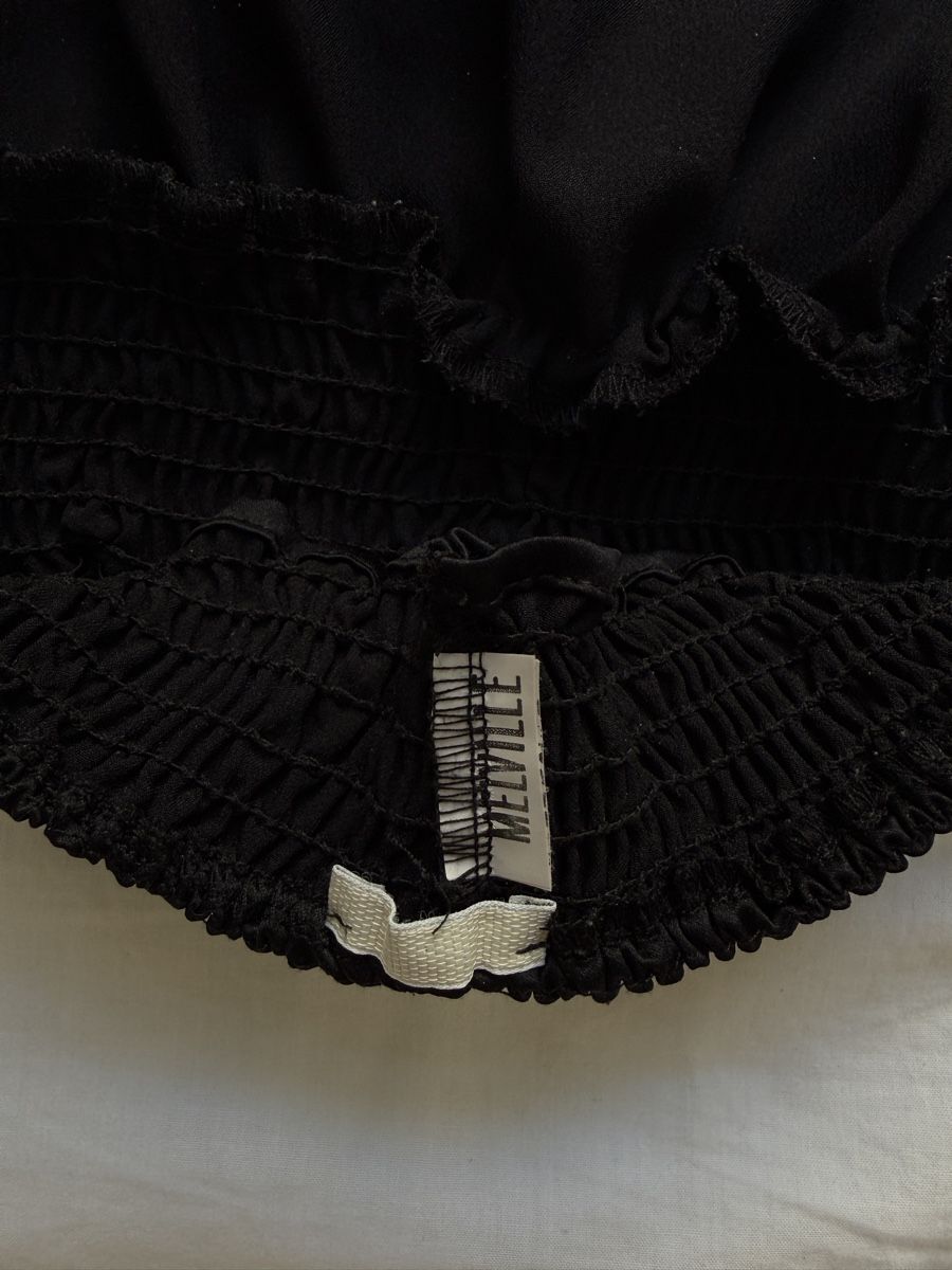 Brandy Melville Top: Brandy Melville neckholder Top – Usato da Winterthur venduto da adi_sqz 4