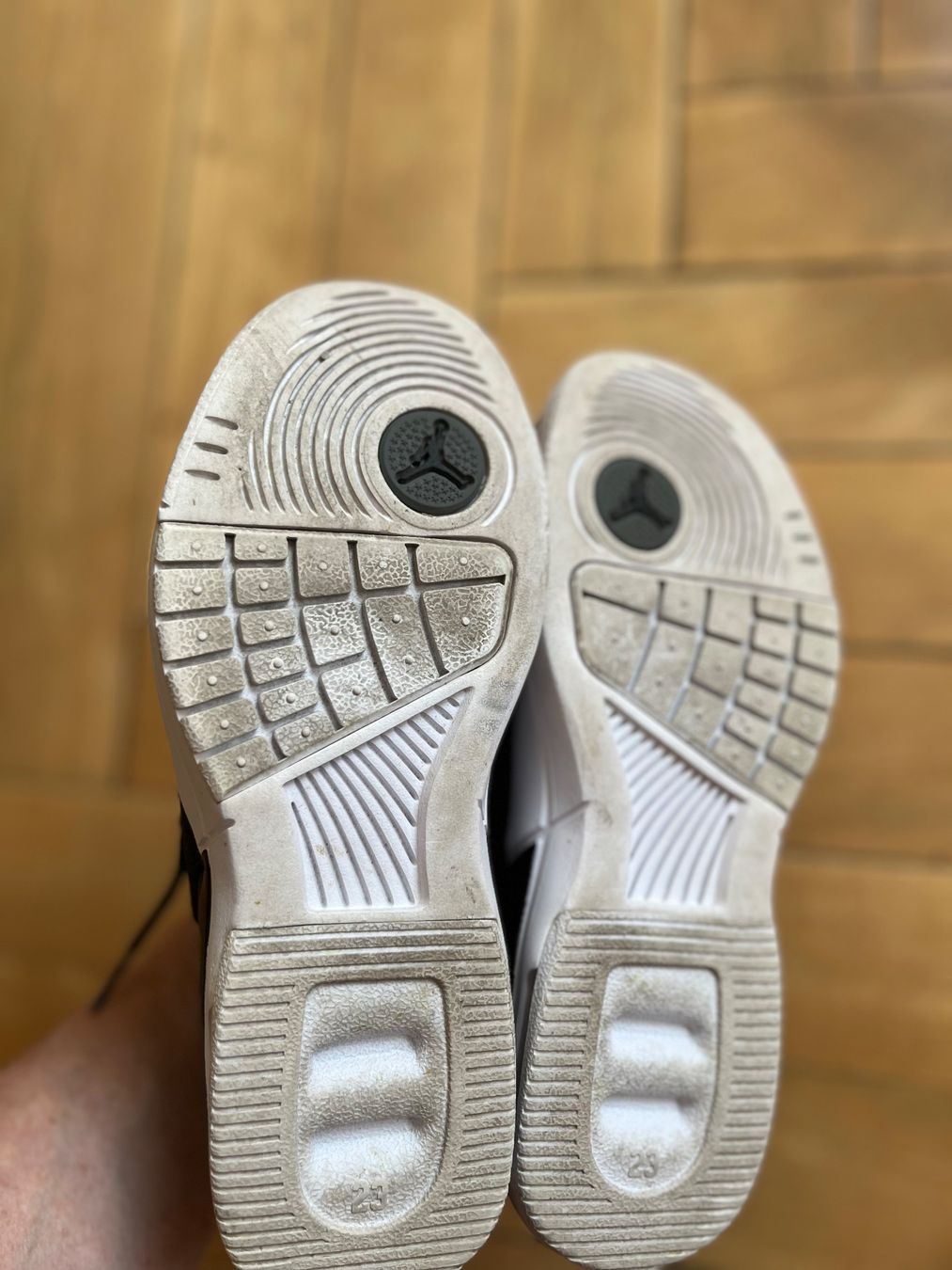 Damenschuhe: Air Jordan 36 1/2 – Gebraucht aus Zürich von Hackl 7
