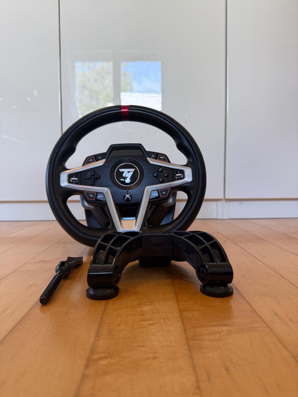 Console: Thrustmaster T248 Gaming Lenkrad/Thrustmaster TH8S Shifter – Nuovo (secondo la descrizione) da Erlinsbach SO venduto da Sissi95 2