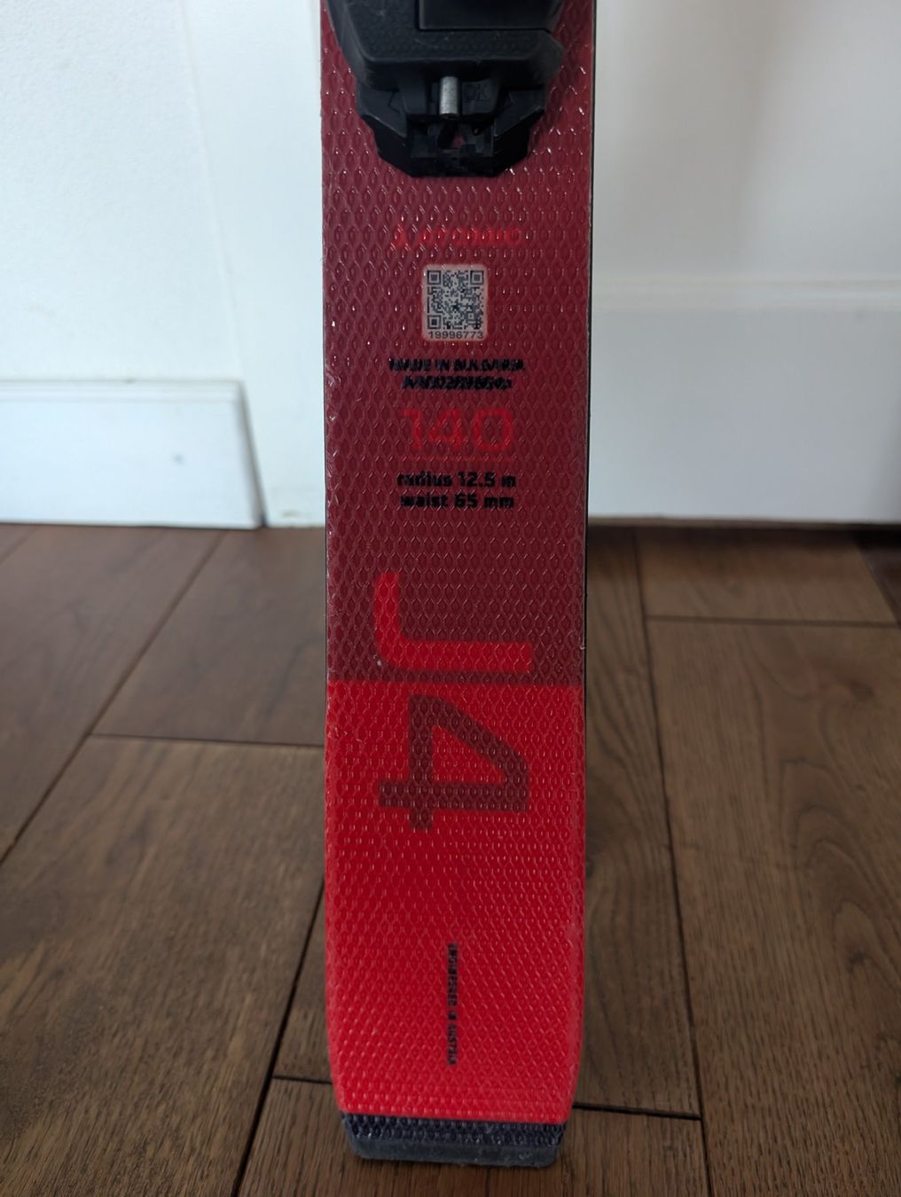 Redster Skis: Atomic Redster J4 Ski 140 cm – D'occasion à Unterentfelden par Peperoni04 1