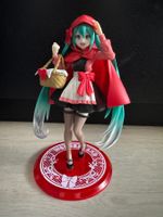 Hatsune Miku Wonderland Figure Red Riding Hood Taito 18cm