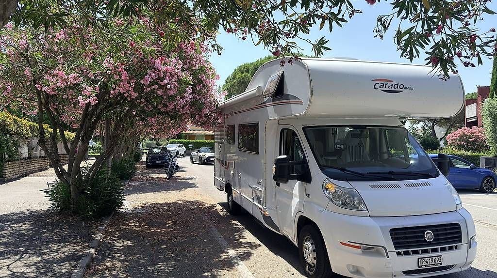 Véhicules de camping: Wohnmobil ab MFK  – D'occasion à Murten par luk_tz5c 1