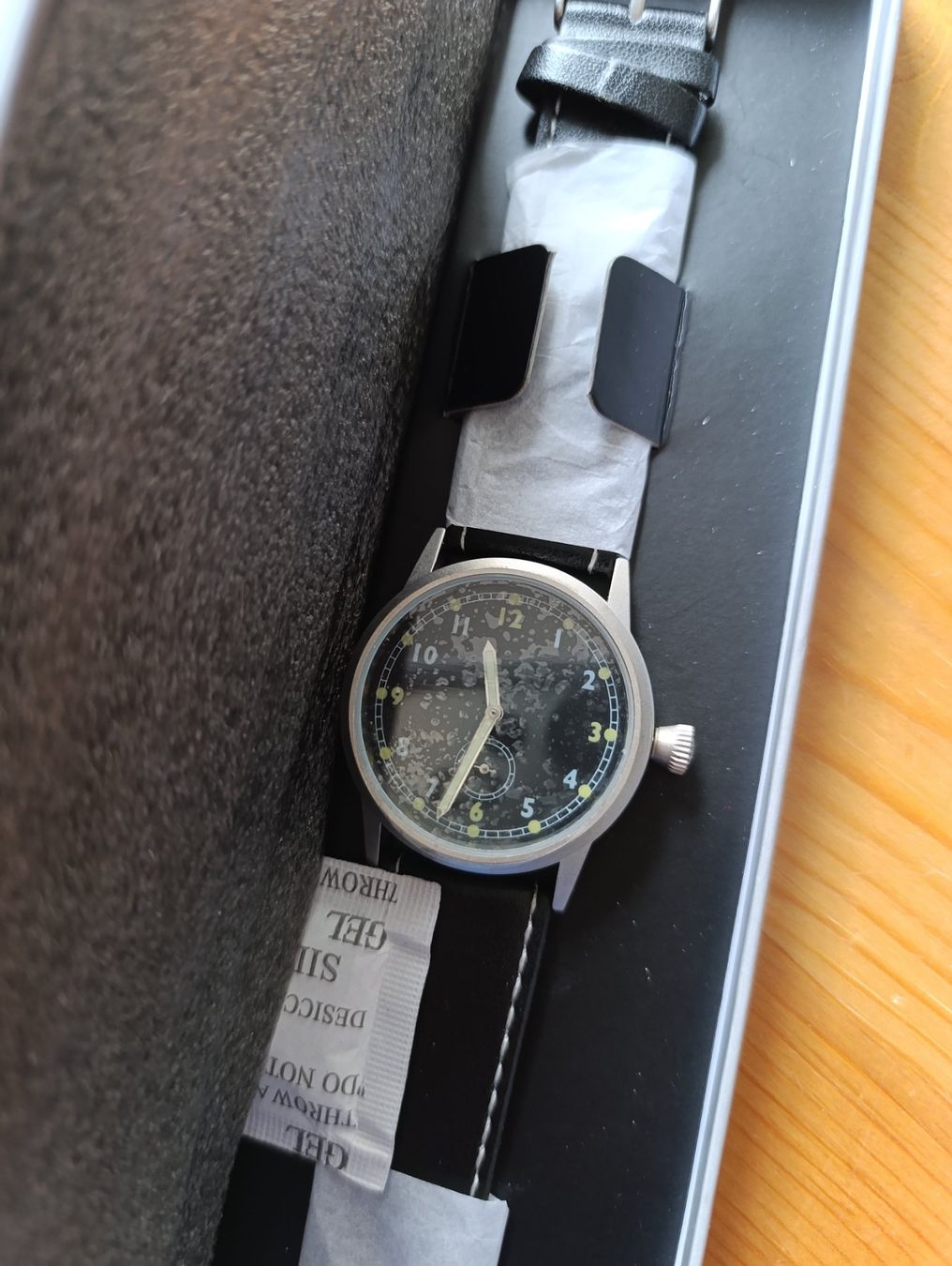 Orologi: 6 Montres Pilot Watch Collection – Nuovo e nell'imballaggio originale da Prangins venduto da Timband 6