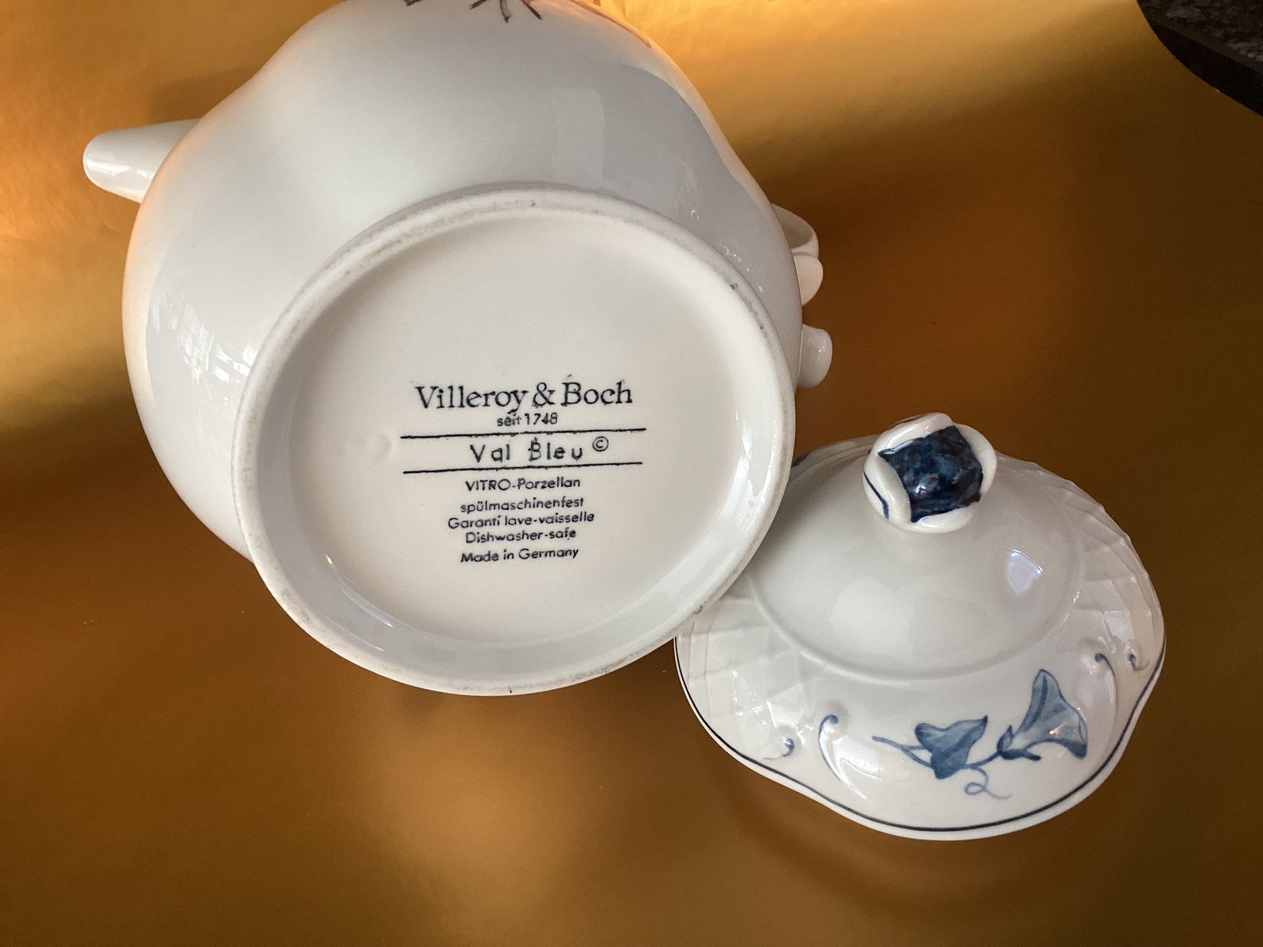 Villeroy & Boch Théières: Villeroy&Boch/ Kaffeekanne / Val Bleu – D'occasion à Beinwil am See par kae_gh7c 3