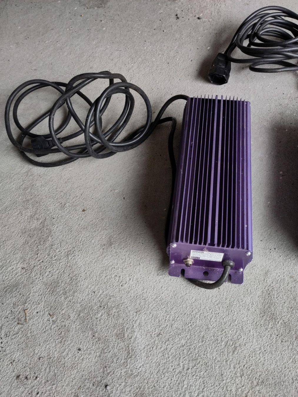 Alimentazione elettrica: Lumatek Electronic Ballast 600W – Usato da Capolago venduto da Bomberz