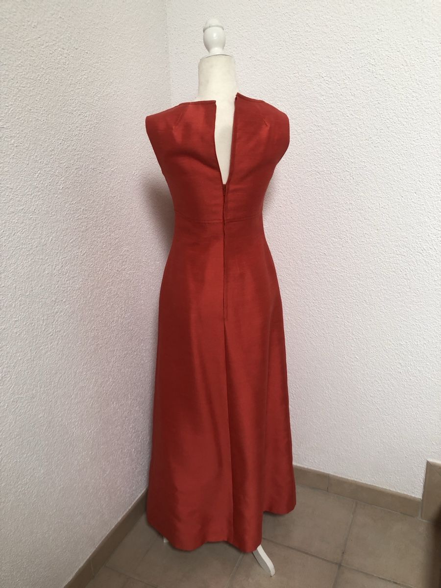 Vestiti: Wunderschönes Abendkleid ca. Gr.36 v.Wolf H. Busse – Usato da Sirnach venduto da Gozogo 3